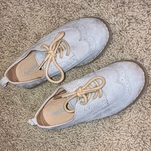 Toddler shoes size 8